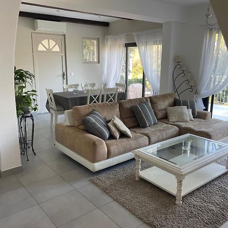 Вілла Cap Antibes Les Bosquets Екстер'єр фото