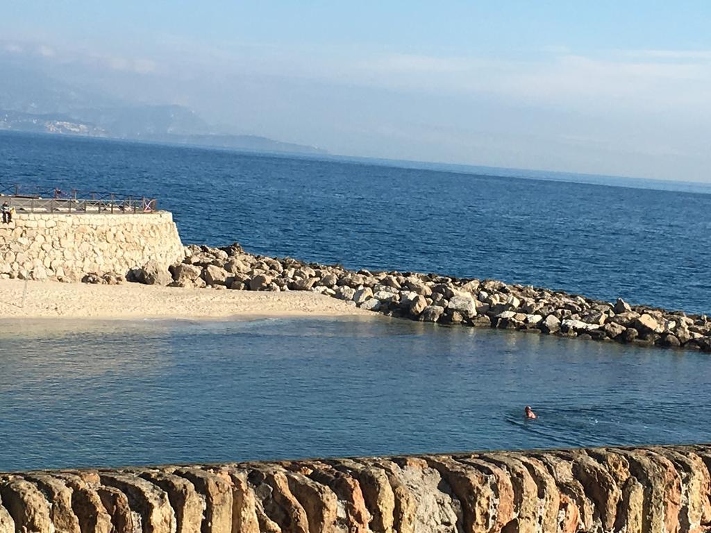 Вілла Cap Antibes Les Bosquets Екстер'єр фото