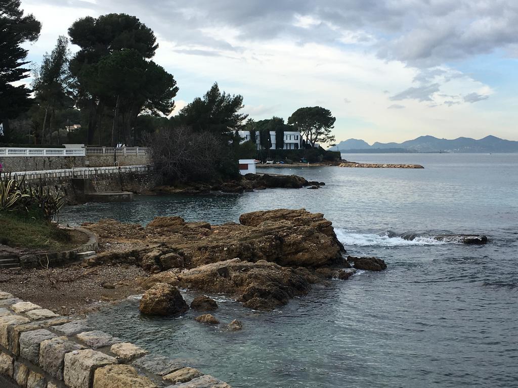 Вілла Cap Antibes Les Bosquets Екстер'єр фото