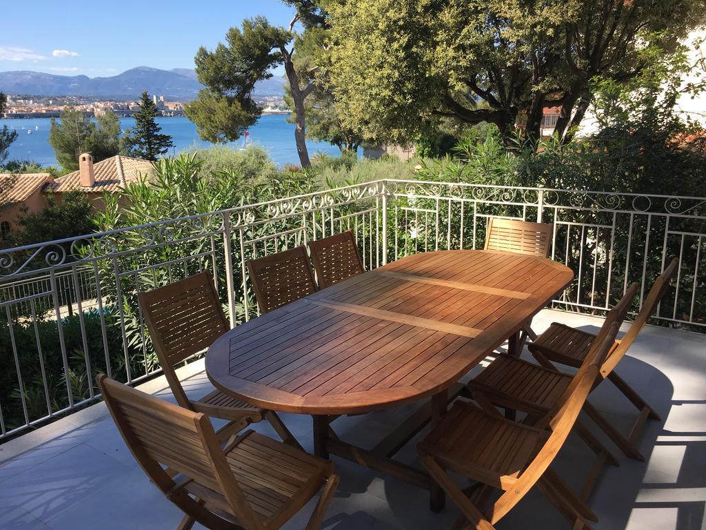 Вілла Cap Antibes Les Bosquets Екстер'єр фото