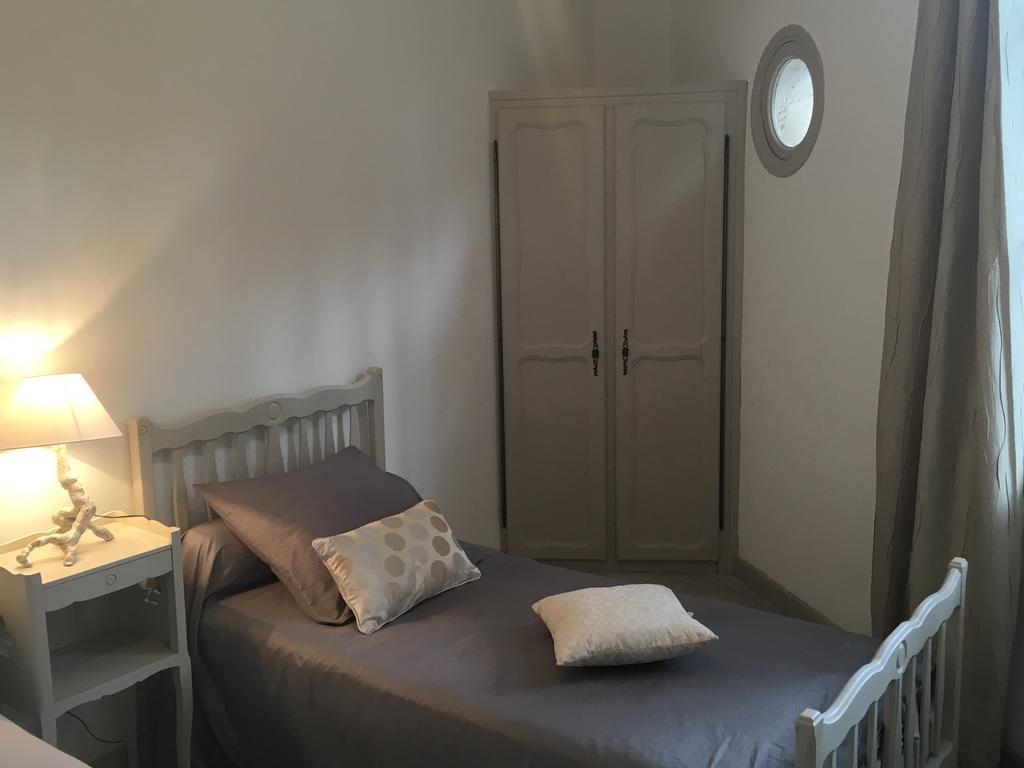 Вілла Cap Antibes Les Bosquets Екстер'єр фото